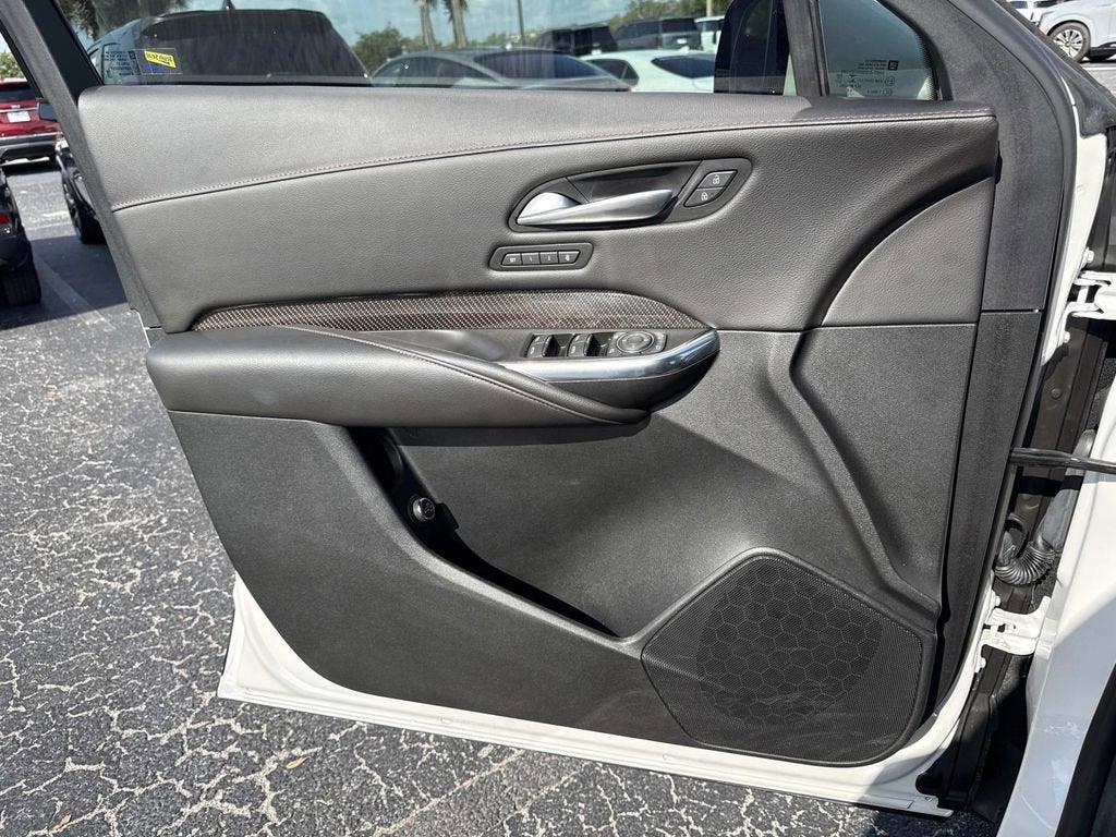 2023 Cadillac XT4 Sport
