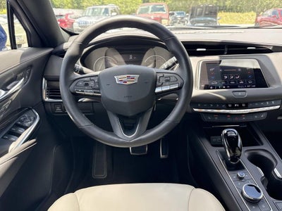 2023 Cadillac XT4 Sport