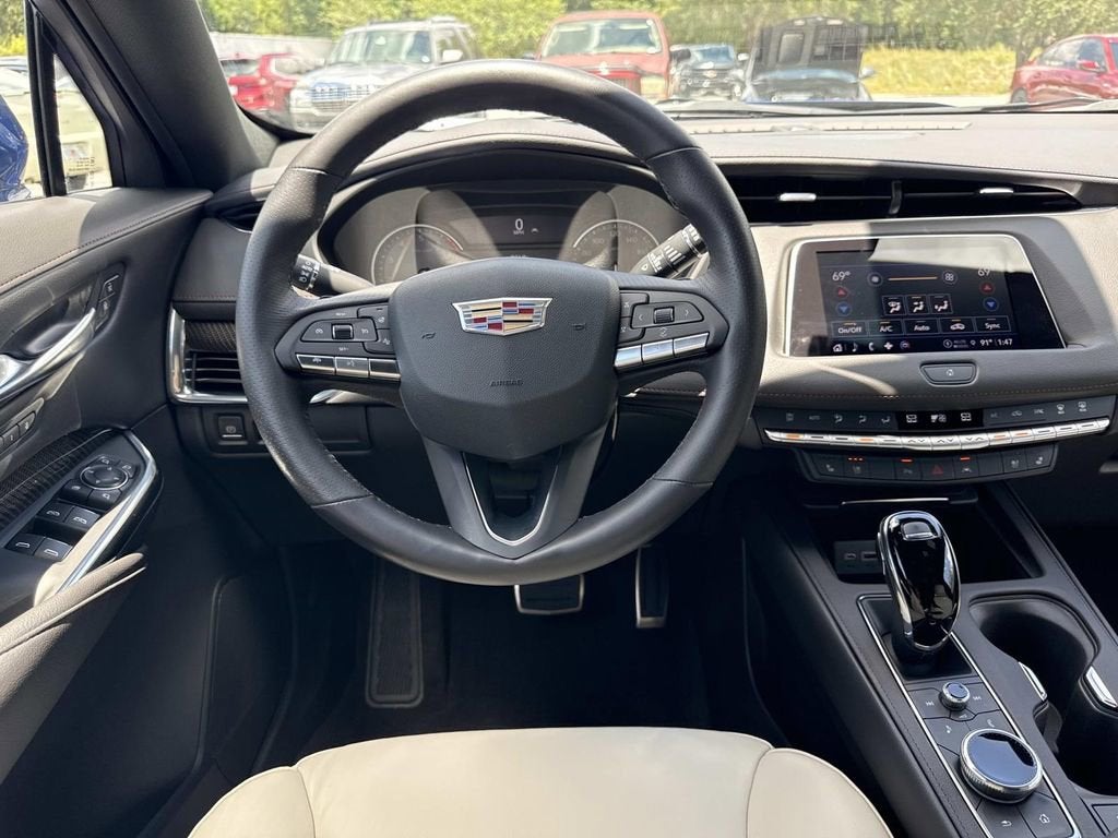 2023 Cadillac XT4 Sport