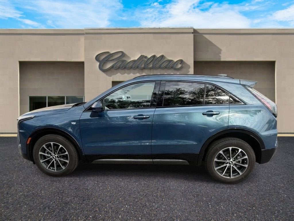 2025 Cadillac XT4 Sport
