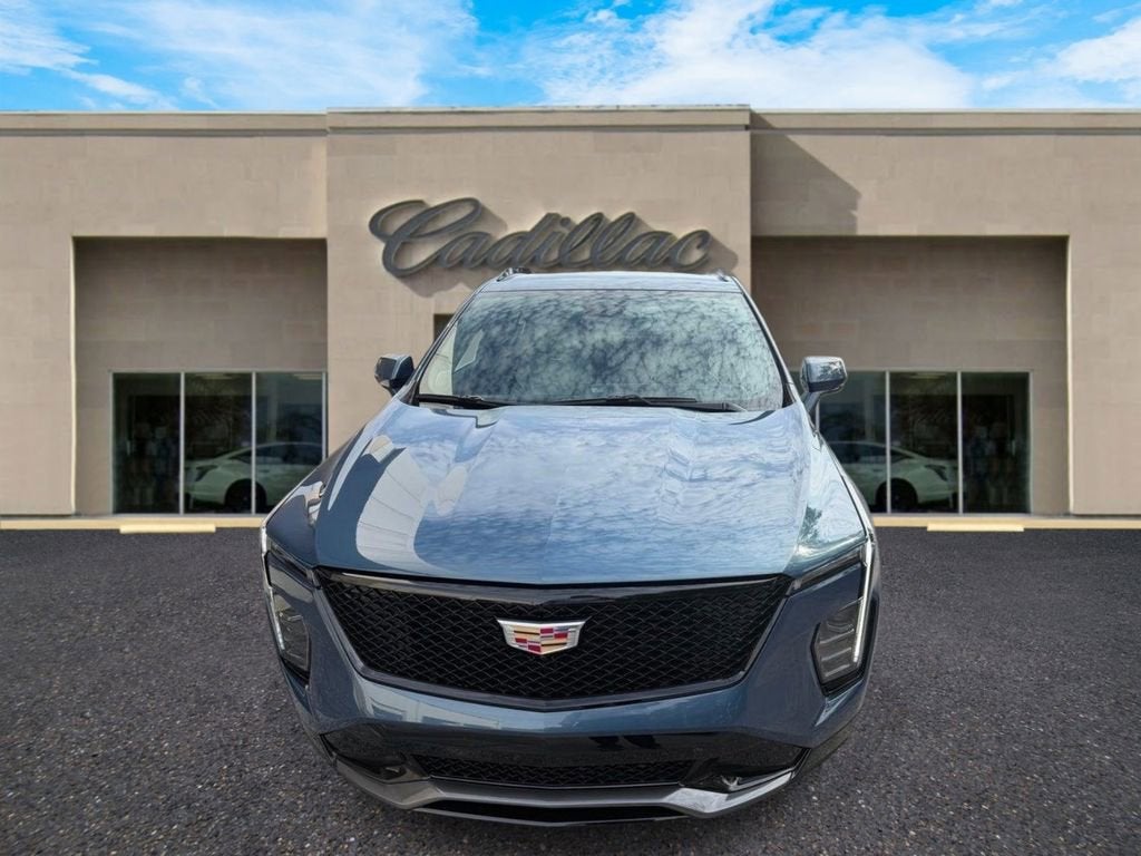 2025 Cadillac XT4 Sport