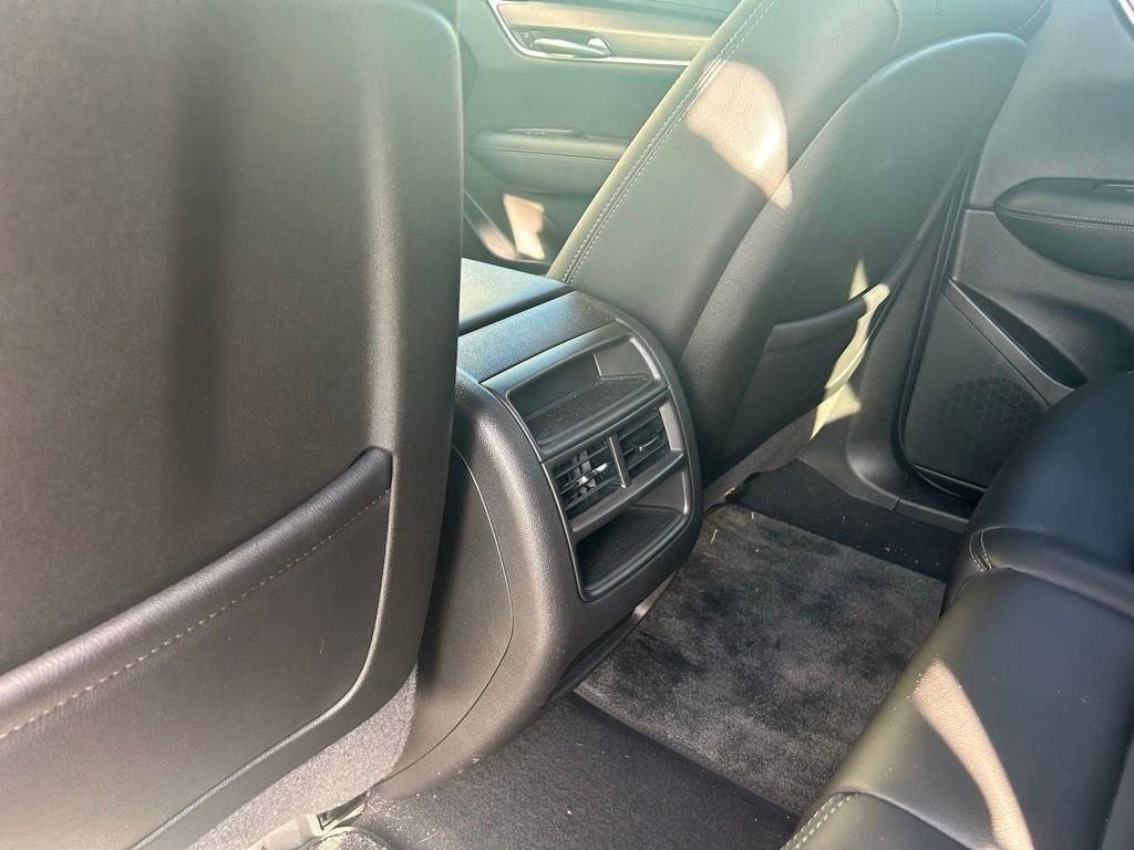 2022 Cadillac XT5 Luxury