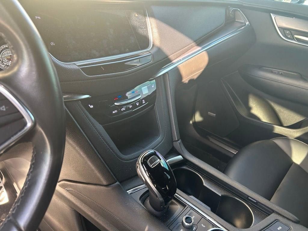 2022 Cadillac XT5 Luxury