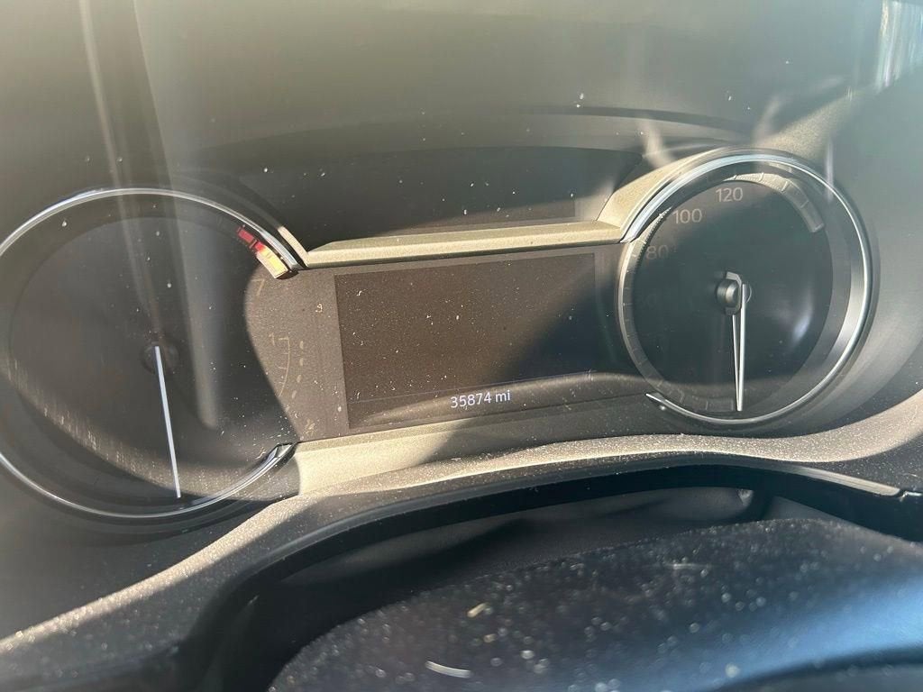 2022 Cadillac XT5 Luxury