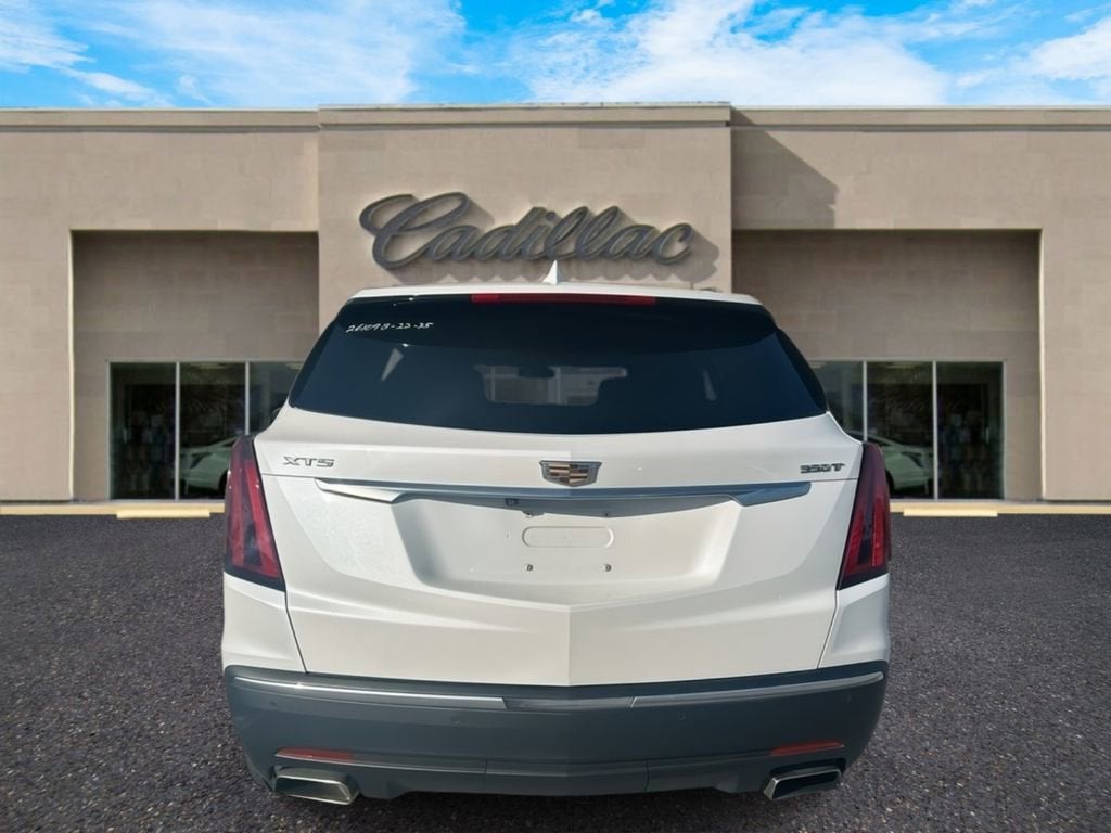 2022 Cadillac XT5 Luxury