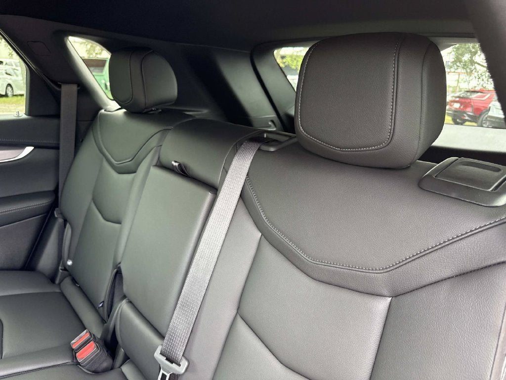 2026 Cadillac XT5 Luxury