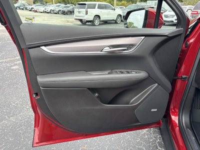 2026 Cadillac XT5 Luxury