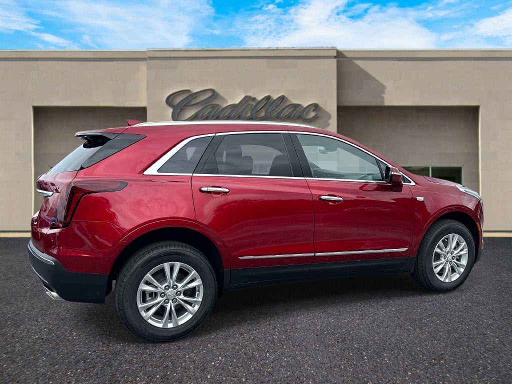 2026 Cadillac XT5 Luxury