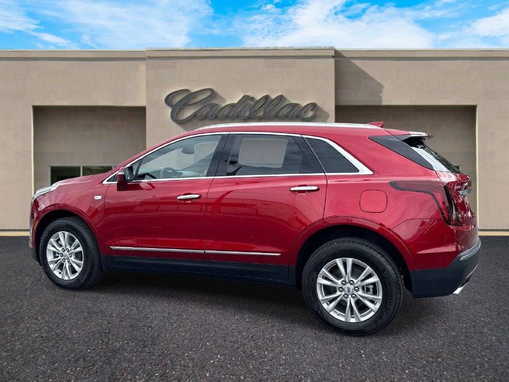 2026 Cadillac XT5 Luxury