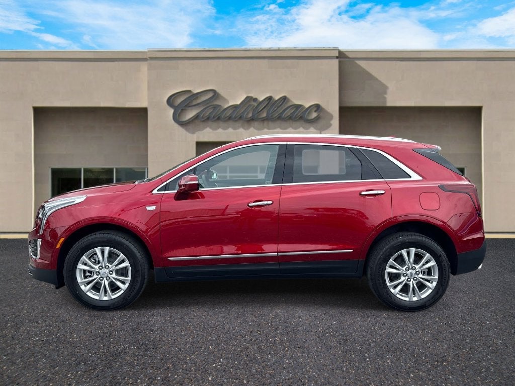 2026 Cadillac XT5 Luxury