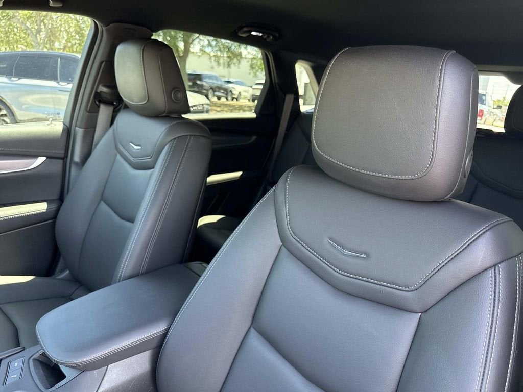 2024 Cadillac XT5 Luxury