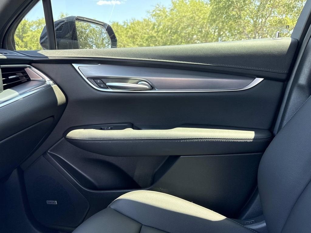 2024 Cadillac XT5 Luxury