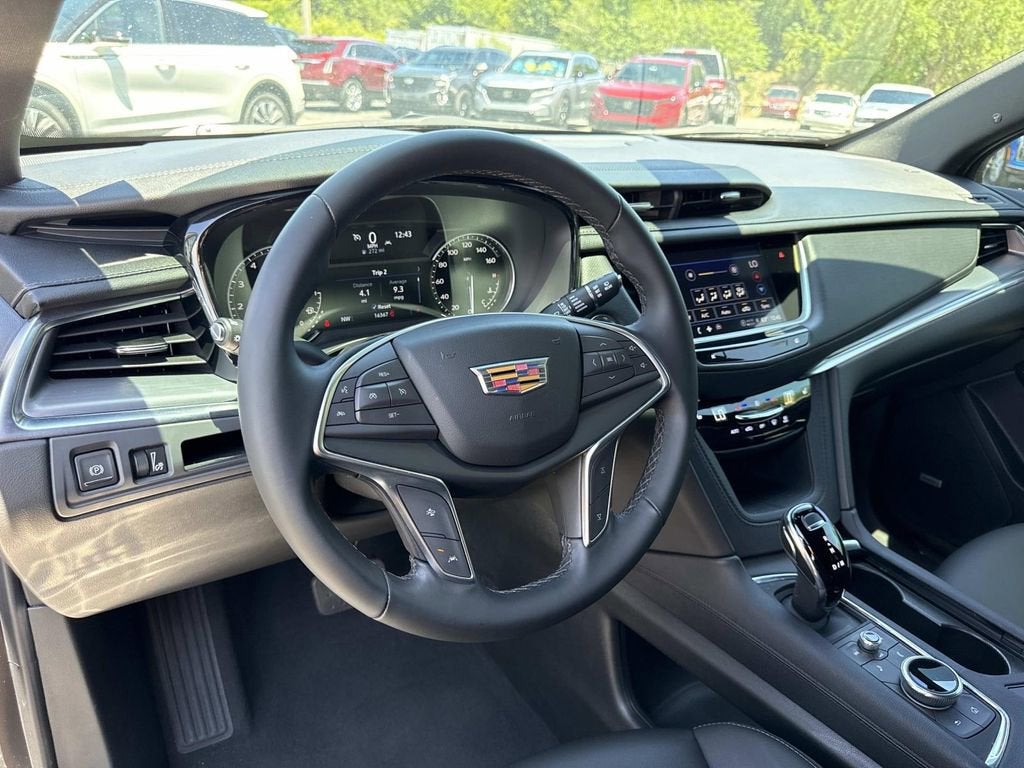 2024 Cadillac XT5 Luxury