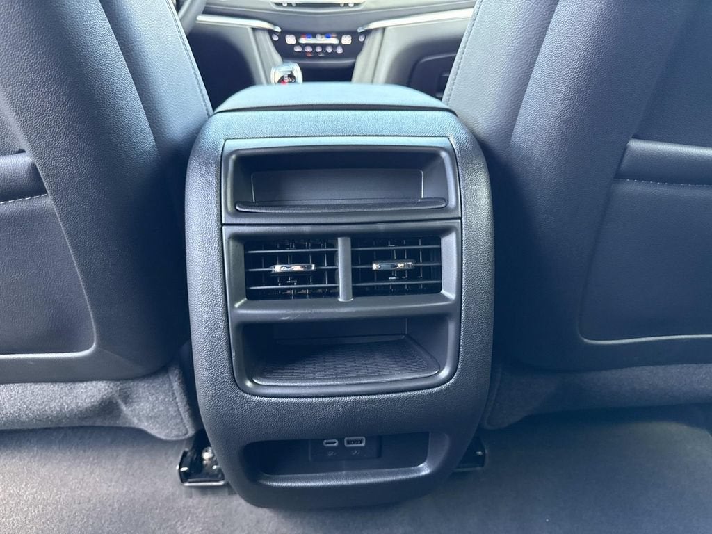 2026 Cadillac XT5 Luxury