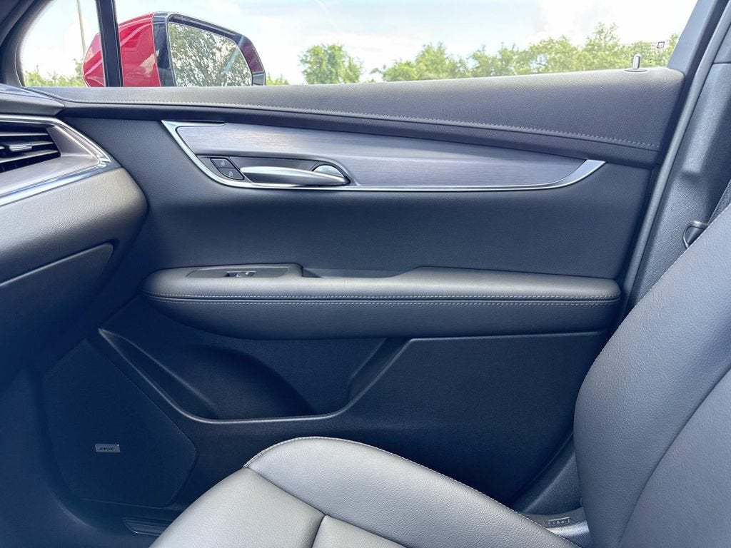 2026 Cadillac XT5 Luxury