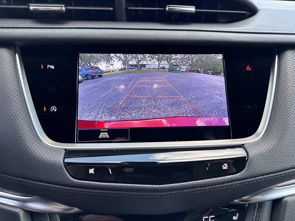 2026 Cadillac XT5 Luxury