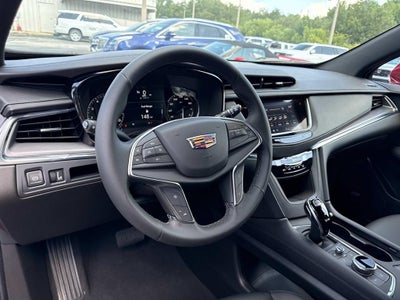 2026 Cadillac XT5 Luxury