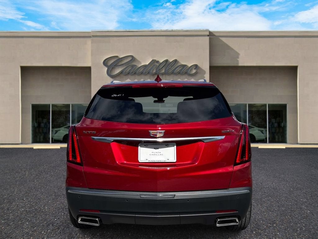 2026 Cadillac XT5 Luxury