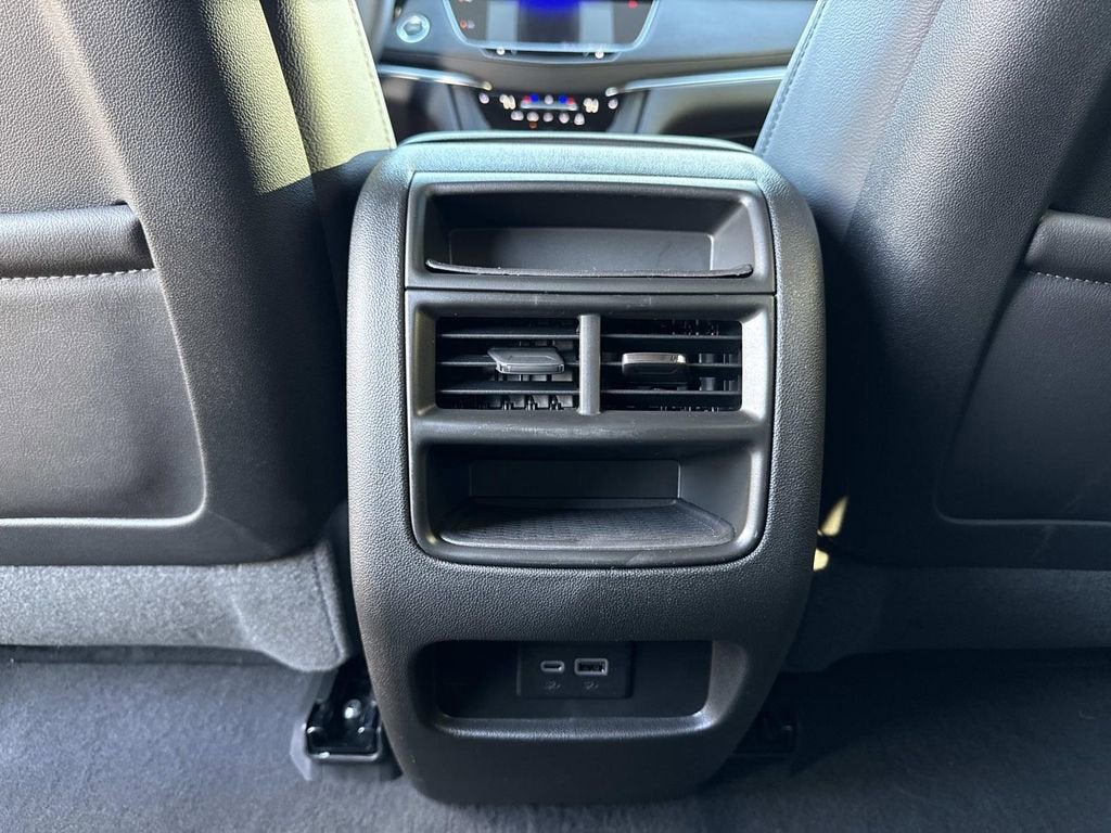 2026 Cadillac XT5 Luxury