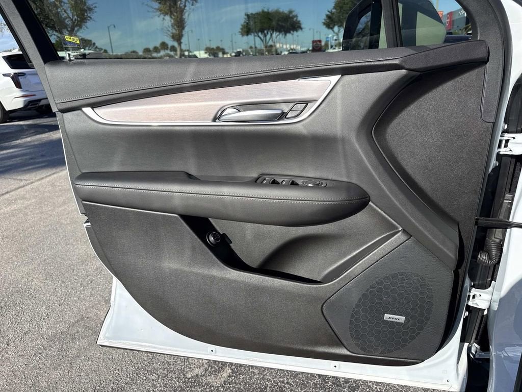 2026 Cadillac XT5 Luxury