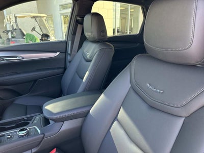 2026 Cadillac XT5 Luxury