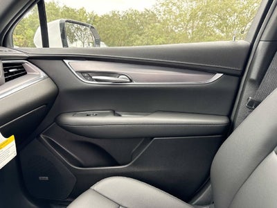 2026 Cadillac XT5 Luxury