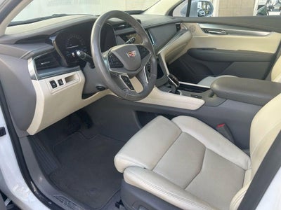 2017 Cadillac XT5 Luxury FWD