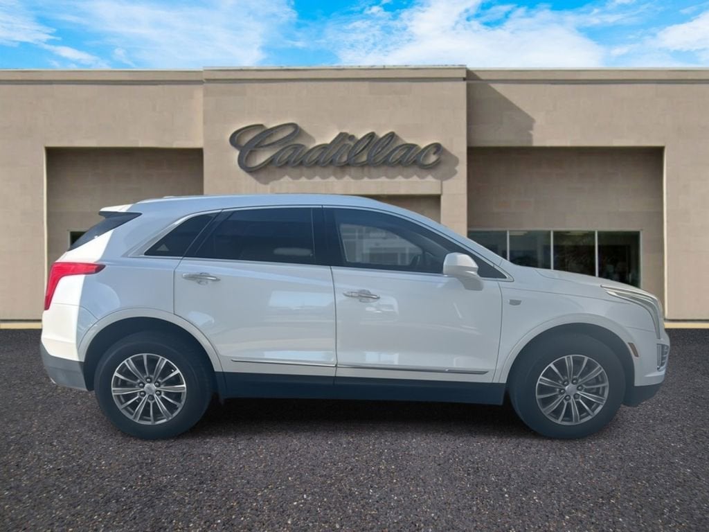 2017 Cadillac XT5 Luxury FWD