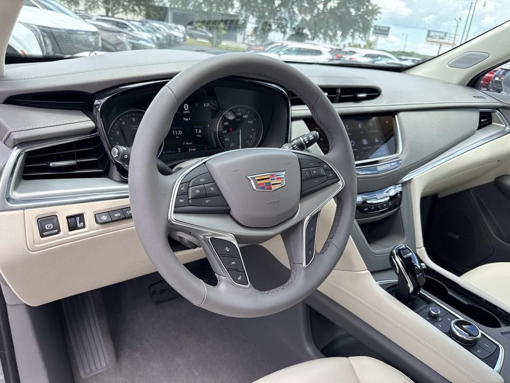 2026 Cadillac XT5 Premium Luxury