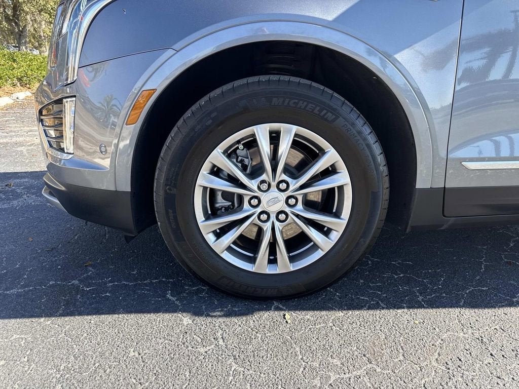 2022 Cadillac XT5 Premium Luxury