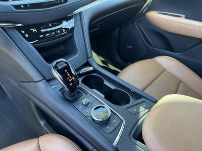 2022 Cadillac XT5 Premium Luxury