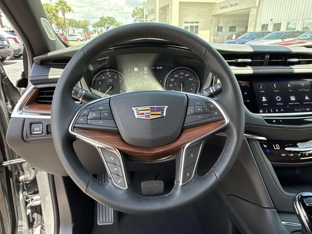 2026 Cadillac XT5 Premium Luxury
