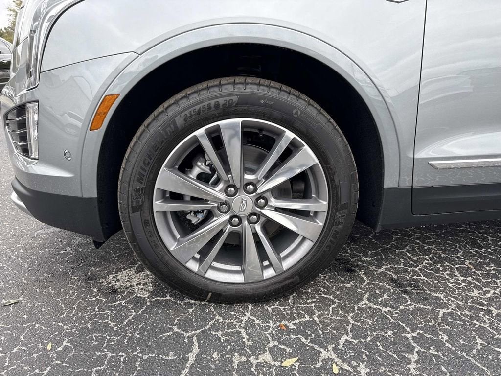 2026 Cadillac XT5 Premium Luxury