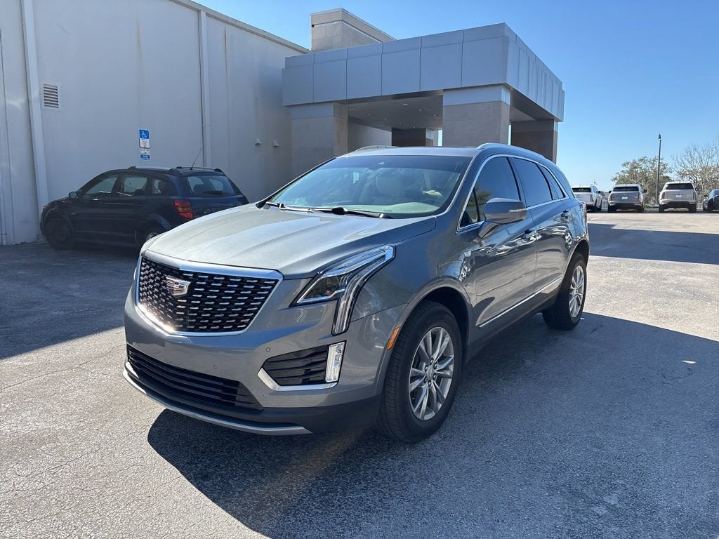 2022 Cadillac XT5 Premium Luxury