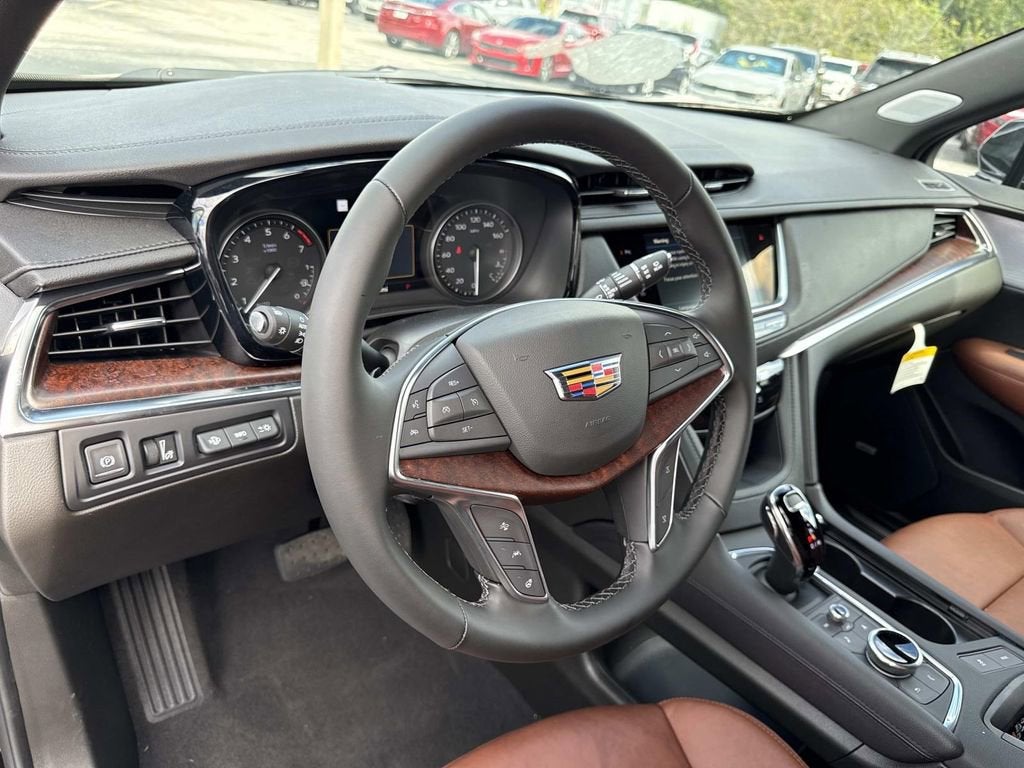 2025 Cadillac XT5 Premium Luxury