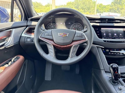 2026 Cadillac XT5 Premium Luxury