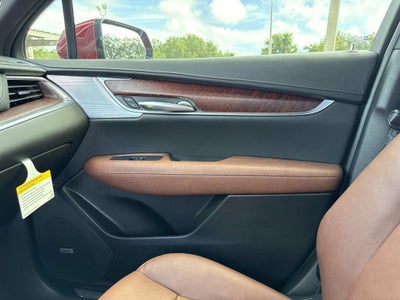 2026 Cadillac XT5 Premium Luxury
