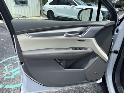 2026 Cadillac XT5 Premium Luxury