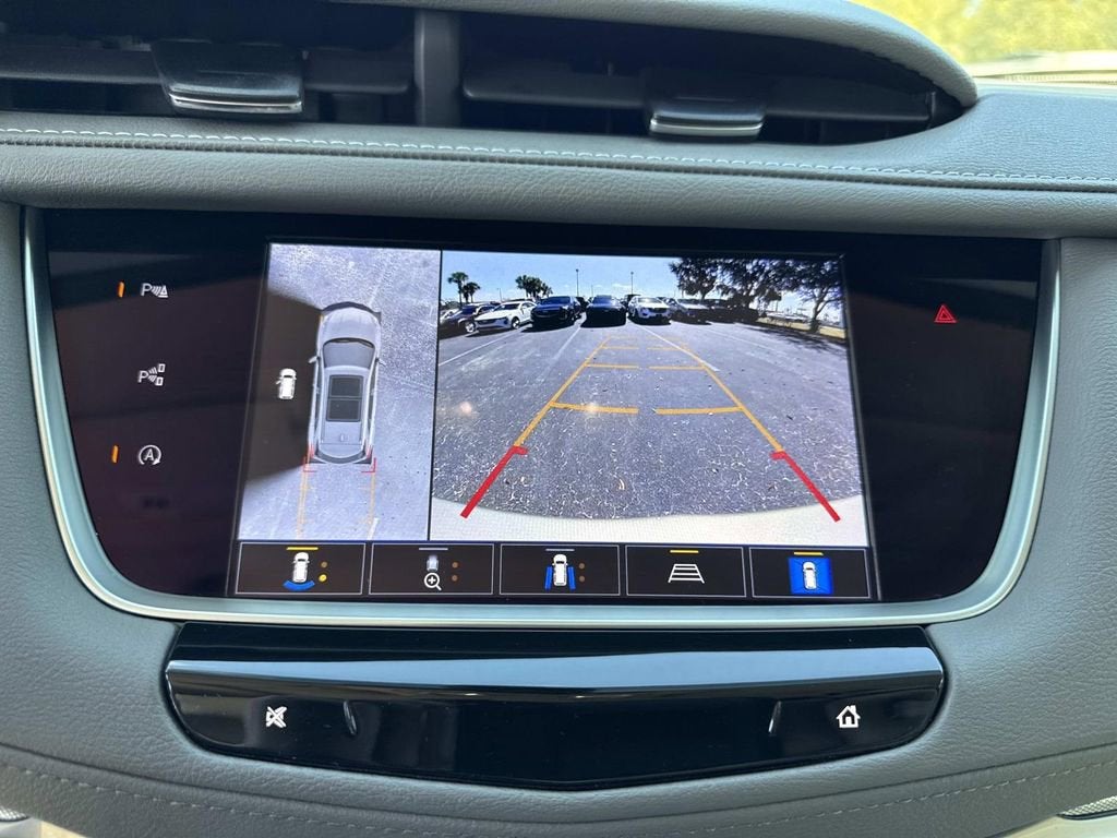 2023 Cadillac XT5 Premium Luxury