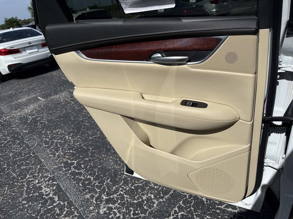 2017 Cadillac XT5 Premium Luxury FWD
