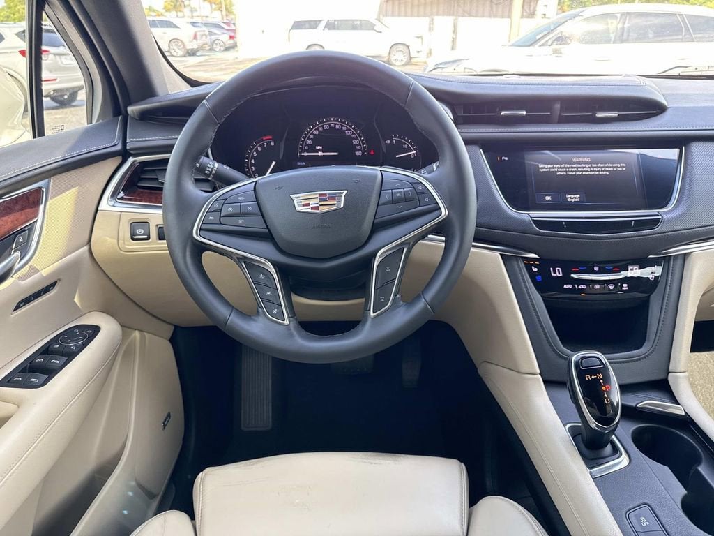 2017 Cadillac XT5 Premium Luxury FWD