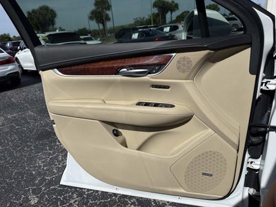 2017 Cadillac XT5 Premium Luxury FWD