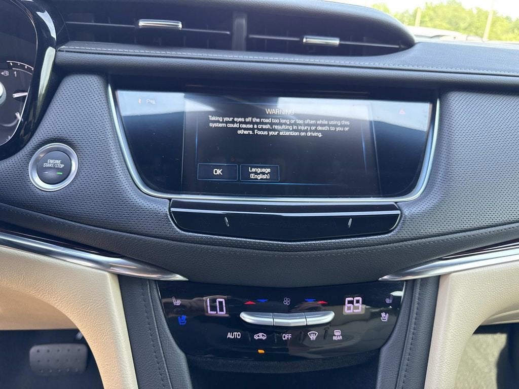2017 Cadillac XT5 Premium Luxury FWD