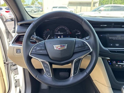 2017 Cadillac XT5 Premium Luxury FWD