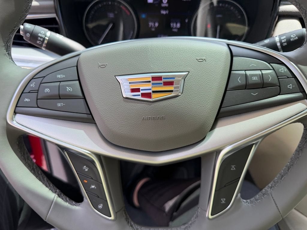 2026 Cadillac XT5 Premium Luxury