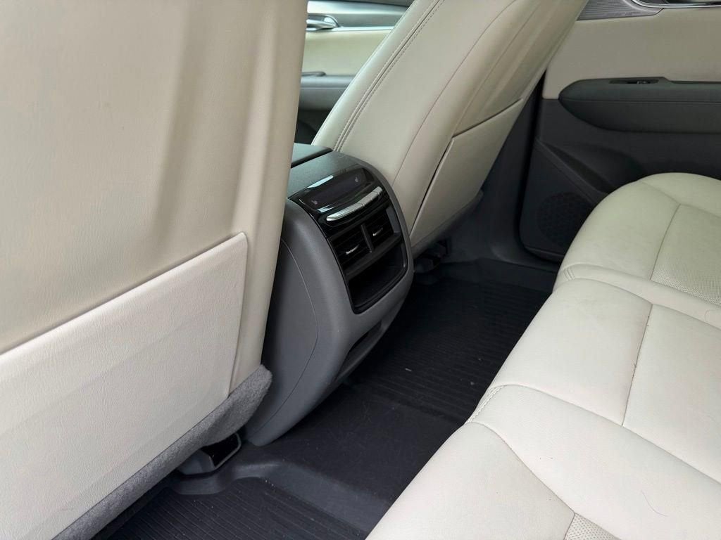 2021 Cadillac XT5 FWD Premium Luxury