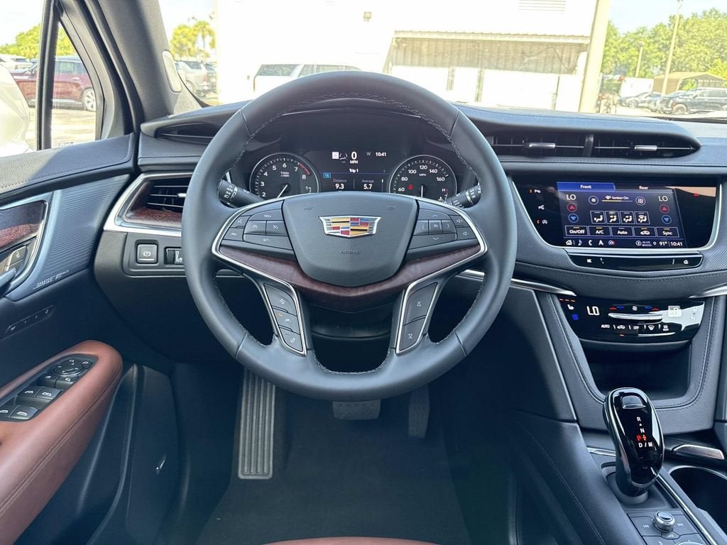 2026 Cadillac XT5 Premium Luxury