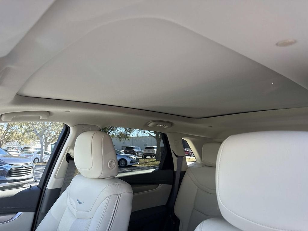 2026 Cadillac XT5 Premium Luxury