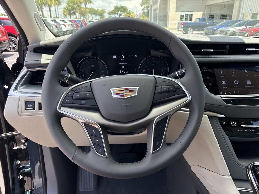 2026 Cadillac XT5 Premium Luxury