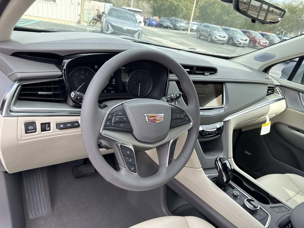 2026 Cadillac XT5 Premium Luxury